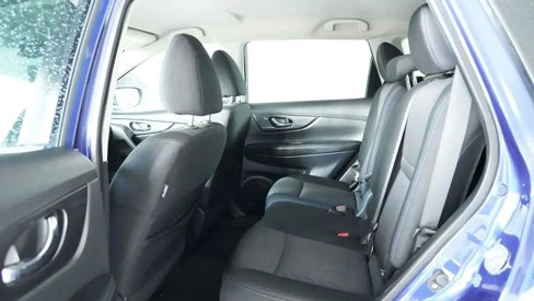 Used 2020 Nissan Rogue SV image 19