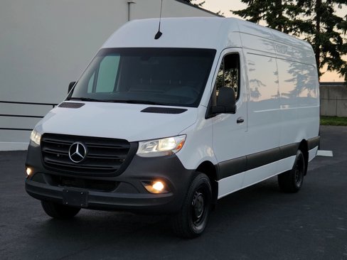 Used 2021 Mercedes-Benz Sprinter 3500 image 1