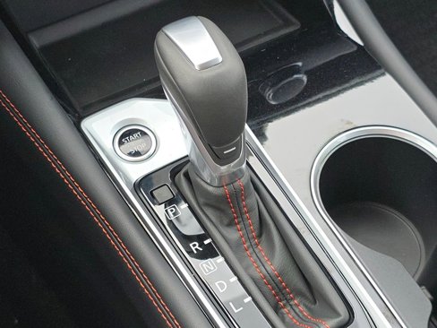 New 2025 Nissan Altima 2.5 SR image 8