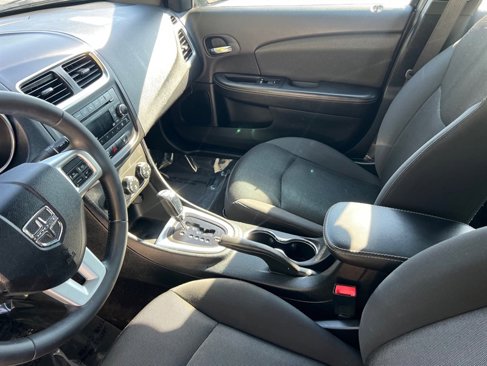 Used 2013 Dodge Avenger SXT w/ Cold Weather Group image 19