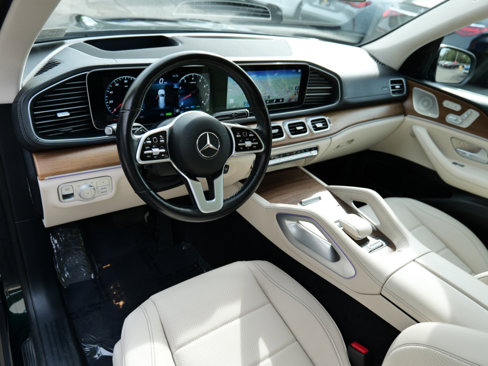 Used 2022 Mercedes-Benz GLS 450 4MATIC image 14