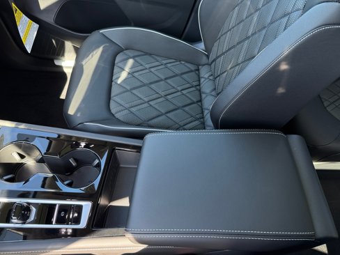 New 2025 Volkswagen Atlas SEL Premium R-Line image 14