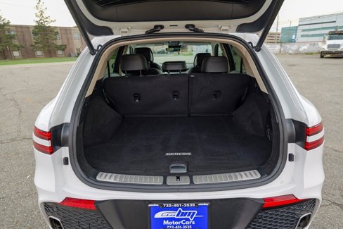 Used 2025 Genesis GV70 2.5T w/ Select Package image 59