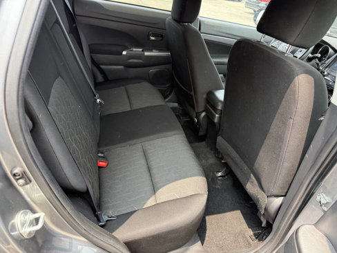 Used 2021 Mitsubishi Outlander Sport SE image 16