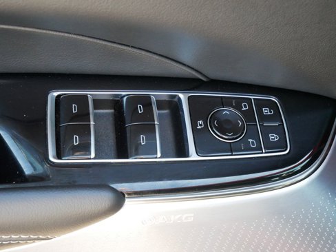 Used 2024 Cadillac Lyriq Luxury w/ LPO, Floor Liner Package image 17
