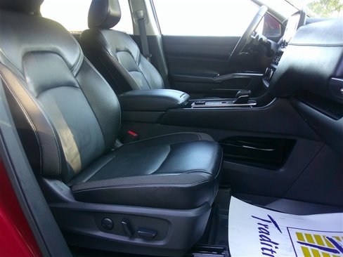 Used 2023 Nissan Pathfinder SL image 24