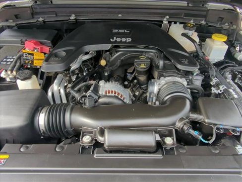 Used 2021 Jeep Gladiator Sport image 26