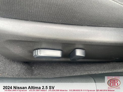 Used 2024 Nissan Altima 2.5 SV image 13