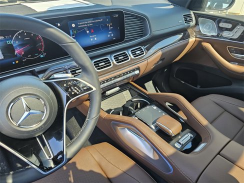 Certified 2025 Mercedes-Benz GLS 450 4MATIC image 23