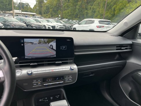 Used 2025 Hyundai Kona SEL image 17