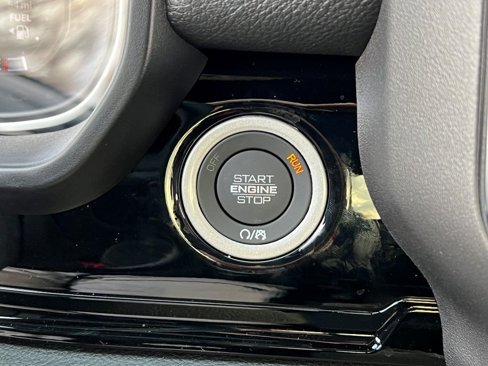 New 2025 RAM 1500 Laramie image 31