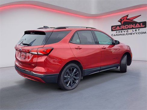 Used 2023 Chevrolet Equinox RS image 4