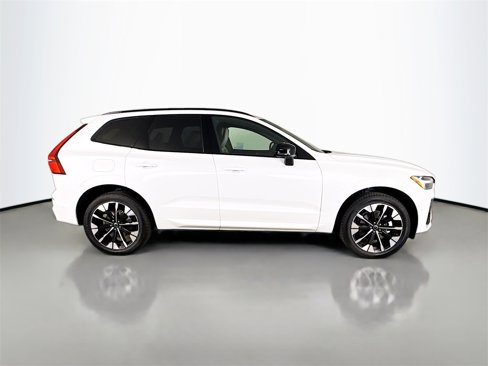 New 2026 Volvo XC60 B5 Plus w/ Protection Package Premier image 8