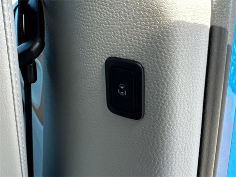 New 2025 Volkswagen ID. Buzz 1st Edition image 29