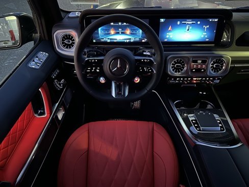 New 2025 Mercedes-Benz G 63 AMG 4MATIC image 9