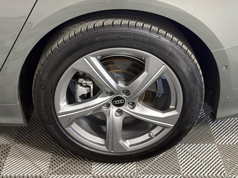 Used 2024 Audi A6 Premium Plus image 9