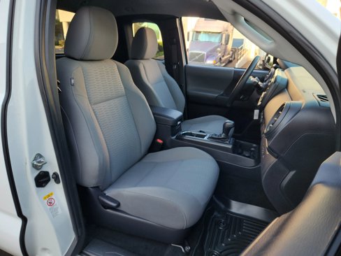 Used 2019 Toyota Tacoma SR image 14