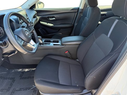 Used 2025 Nissan Sentra SV w/ All-Weather Package image 9