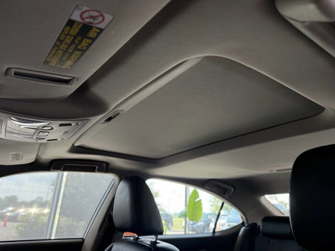 Used 2014 Lexus ES 300h image 34
