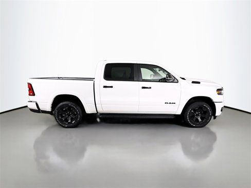 New 2026 RAM 1500 4x4 Crew Cab image 8