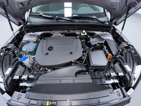 New 2026 Volvo XC40 B5 Ultra w/ Climate Package image 8