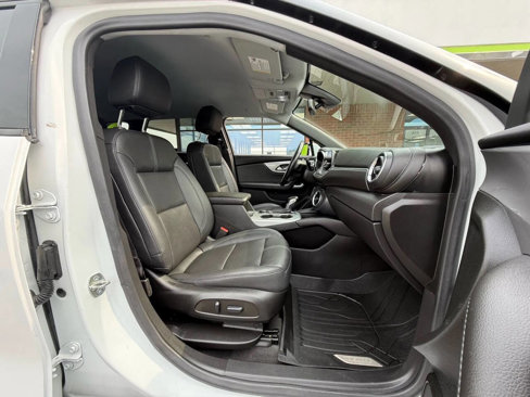Used 2022 Chevrolet Blazer LT image 32