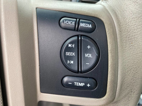 Used 2007 Ford Expedition EL Limited image 34
