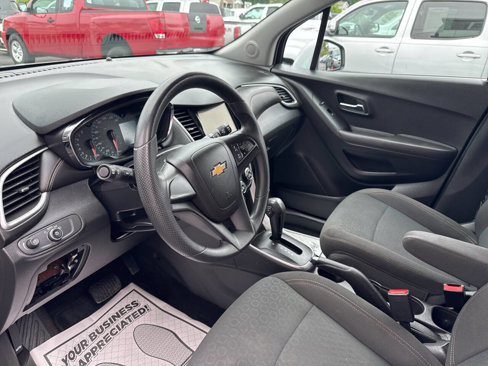 Used 2018 Chevrolet Trax LS image 15