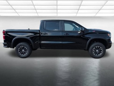 New 2026 Chevrolet Silverado 1500 ZR2 image 38