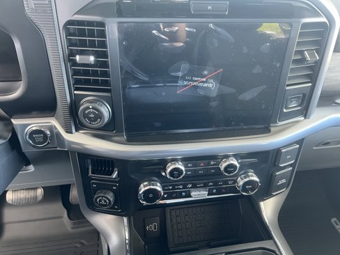 New 2025 Ford F150 Lariat w/ Equipment Group 502A High image 12