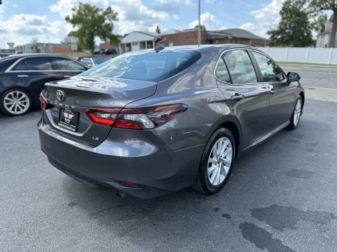 Used 2022 Toyota Camry LE image 6