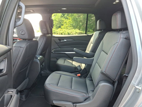 New 2026 Chevrolet Traverse Z71 w/ Driver Confidence Package image 13