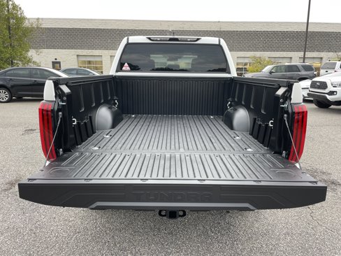New 2026 Toyota Tundra SR5 image 18
