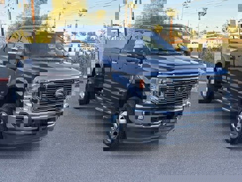 Used 2022 Ford F350 Lariat w/ Lariat Value Package image 1