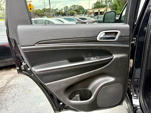 Used 2021 Jeep Grand Cherokee Limited image 29