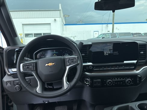 New 2026 Chevrolet Silverado 1500 LT image 11