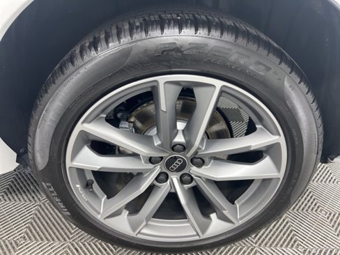 Used 2024 Audi Q3 2.0T Premium Plus image 10