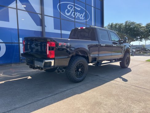 New 2025 Ford F250 Lariat w/ Chrome Package image 6
