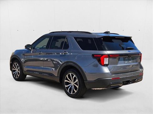 New 2025 Ford Explorer ST-Line image 9