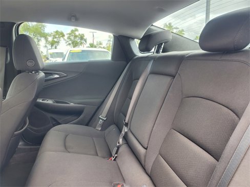 Used 2023 Chevrolet Malibu LT image 28