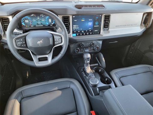 New 2025 Ford Bronco Outer Banks image 31