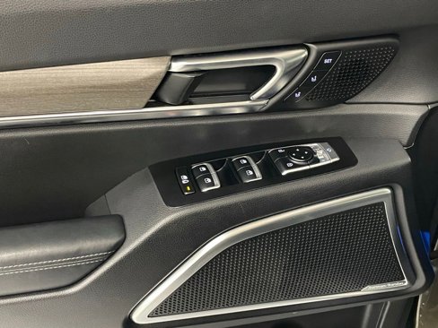 Used 2021 Kia Telluride SX w/ Nightfall Edition Package image 11