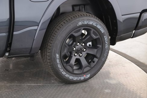 New 2025 RAM 1500 4x4 Crew Cab image 14