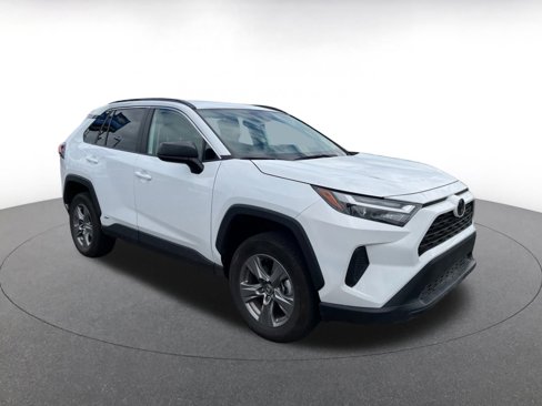 Used 2025 Toyota RAV4 LE image 1