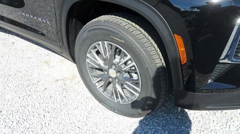 New 2026 Chevrolet Traverse LT w/ Driver Confidence Package image 3