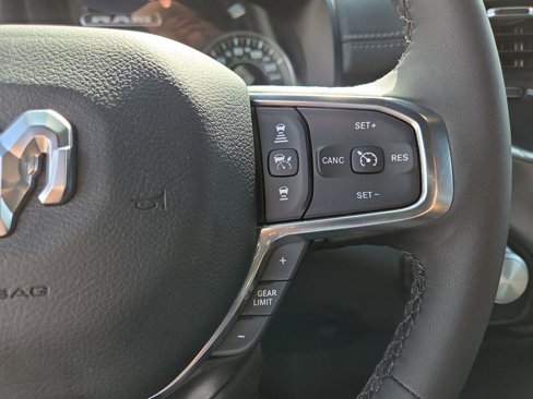Used 2025 RAM 1500 Laramie image 26