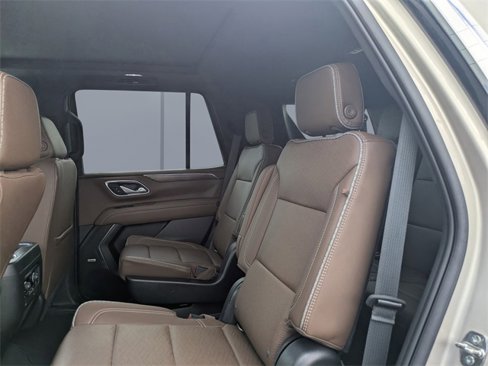 Used 2022 Chevrolet Tahoe High Country image 15