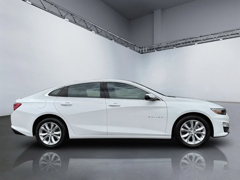 Used 2023 Chevrolet Malibu LT image 3