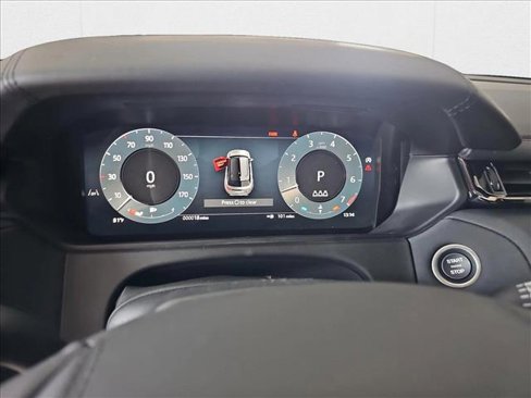 New 2026 Land Rover Range Rover Velar Dynamic SE image 21