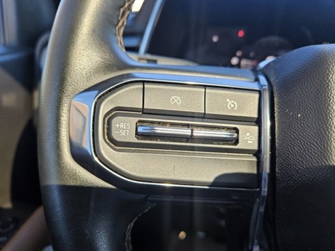 Used 2023 GMC Canyon AT4 w/ Canyon Safety Plus Package image 31